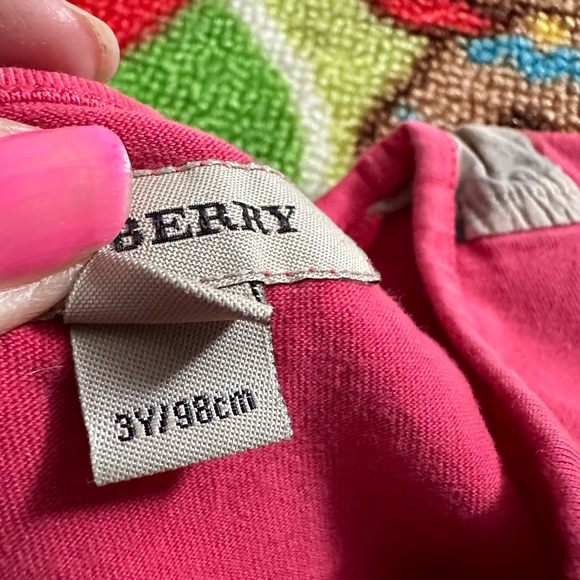 Burberry pink tee 🩷 - Picture 6 of 6